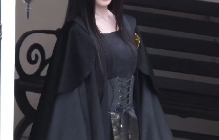 《万花世界》中鞠婧祎饰演什么角色？|雀斑|苏绿夏|修饰|鼻梁|雀斑妆