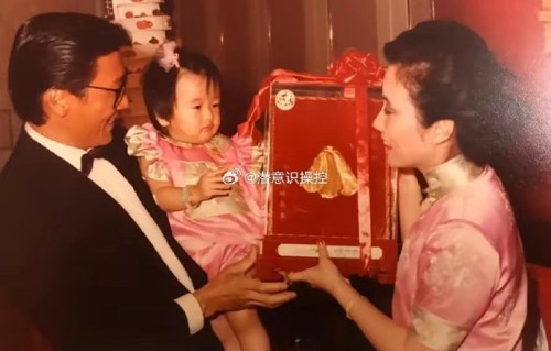 网友为何感叹老一辈港星的情谊珍贵？