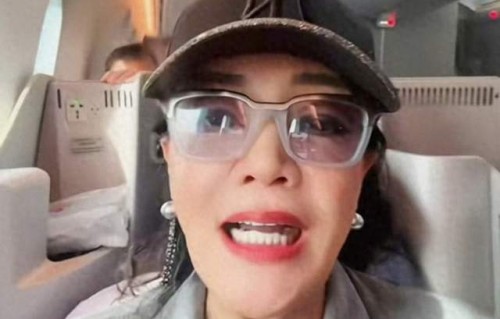 张兰晒孙子近照被网暴，评论区两极分化，大S生前不愿孩子露面