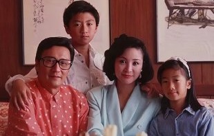 谢贤为何将90%遗产留给两个孙子？