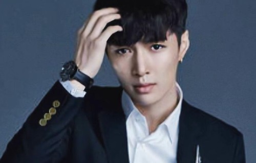 朴灿烈音乐会惊喜连连，张艺兴吴世勋，现身点燃爱丽热情