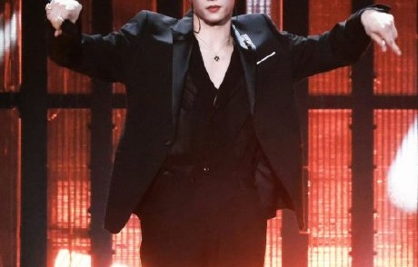 刘耀文银爆上海事件登上热搜后粉丝怎么看？