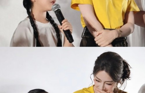 迪丽热巴低头温柔注视小演员的一幕被镜头捕捉|周星驰|功夫女足|许愿|路演|眼神