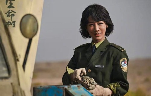 杨紫凭《生命树》获白玉兰视后有哪些亮点？