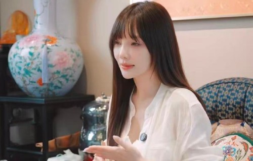 甜馨父母离婚后如何共同陪伴她成长？