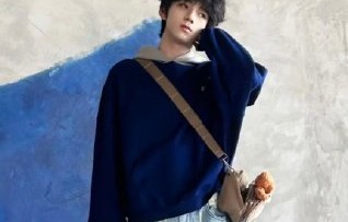 王橹杰翻跳张元英舞蹈动作为何引发争议？