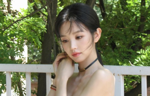 田曦薇和魏大勋在《青风吹又生》里是什么关系？