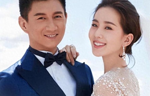 和吴奇隆离婚传闻过后，刘诗诗官宣新动态，暴露自己真实现状