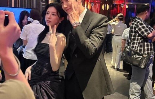 金宣虎高允真贴贴合照，速速放出