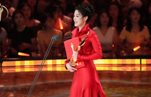陈丽君获第38届大众电影百花奖最佳新人奖|镖人：风起大漠|戏曲演员|越剧|金鸡百花电影节|舞台