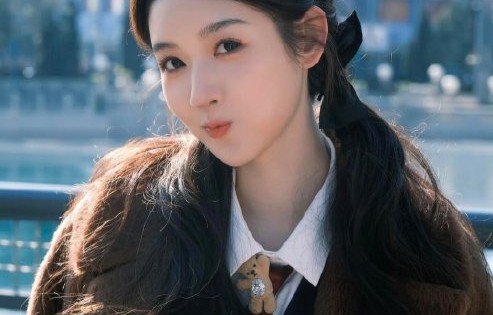 王玉雯和白鹿是如何成为好朋友的？