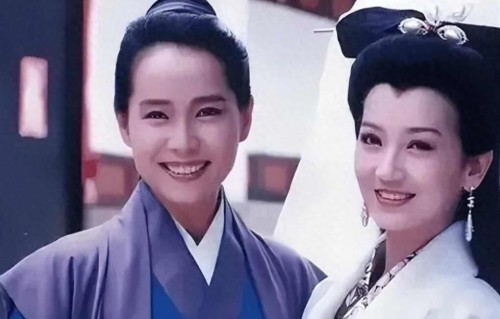 丁克38年，丈夫出轨8次坚决不离婚，如今63岁的叶童，活得潇洒