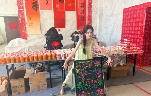 白鹿请客视频完整版里有哪些暖心细节？