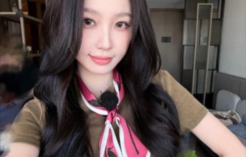 虞书欣的身高对她的演艺事业有什么影响？
