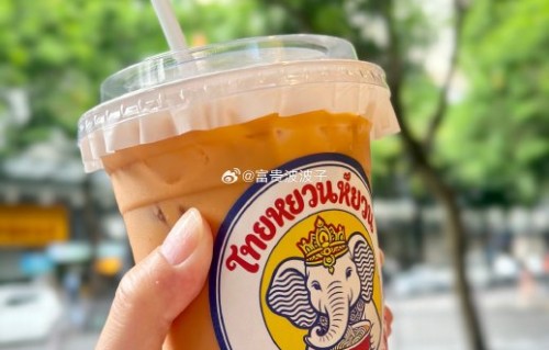 网友对陈哲远足疗瘫倒名场面的主要评论是什么？