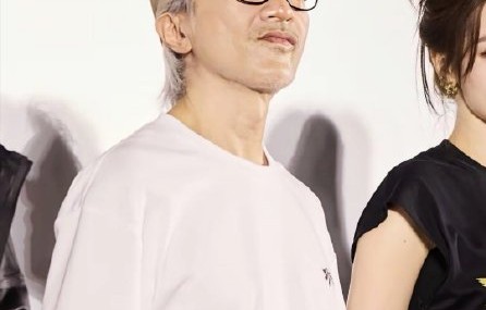 周星驰的电影《功夫女足》讲述了一个怎样的故事？