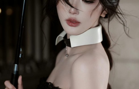 孔雪儿力挺被骂妆发师，浓妆黑天鹅转型获赞