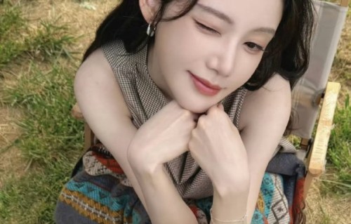 孙珍妮在《长月烬明》中的表现如何？