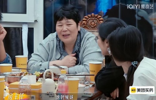 房主任不是“恶魔”，是一个失控的农村母亲