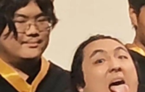 费曼毕业照曝光，自曝校园霸凌与和解