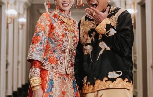 胡杏儿老公大气，偶遇黄宗泽主动拥抱，现任前任同框冰释前嫌