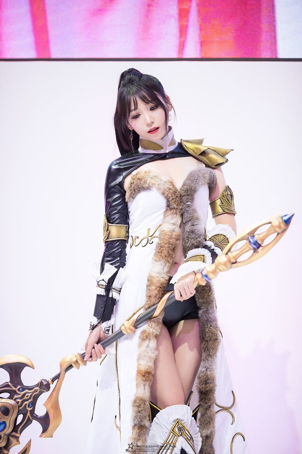 知名男演员私人饭局被偷拍,让人不寒而栗!网友的反应一边倒